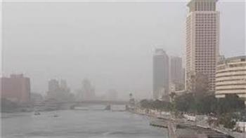   طقس اليوم: أجواء دافئة نهارًا مع شبورة وأمطار متفرقة ورياح مثيرة للأتربة