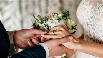 هل يسقط الذنب حال زواج المرأة من الرجل الذي زنى بها؟