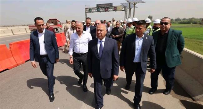 جولة تفقدية لوزير النقل بمشروع منظومة النقل الذكي بطريق شبرا
