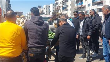   حملة مكبرة لإزالة الإشغالات بشارع 23 ديسمبر ببورسعيد