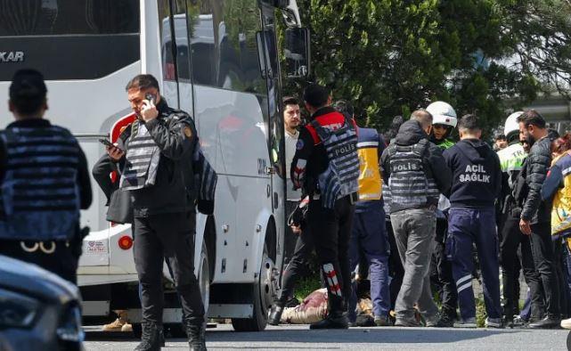 قتلى ومصابون في حادث إطلاق نار قرب القنصلية الإسرائيلية في إسطنبول