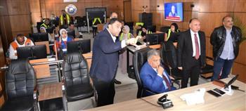 محافظ الدقهلية يتابع حملات النظافة وإزالة الإشغالات عبر غرفة الطوارئ