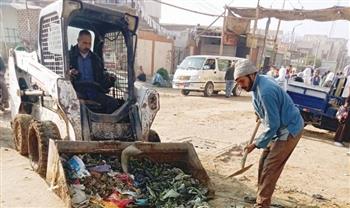   حملات مكبرة لتحسين الطرق والنظافة العامة بمراكز الفيوم