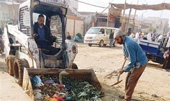 حملات مكبرة لتحسين الطرق والنظافة العامة بمراكز الفيوم