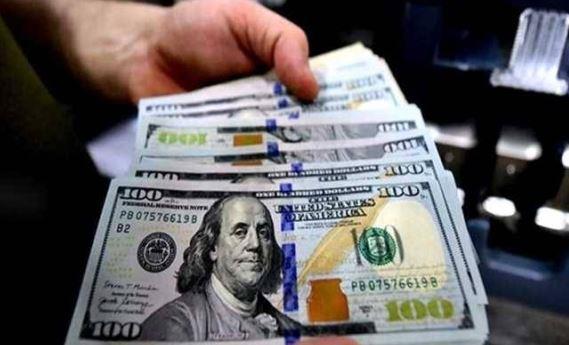 تراجع الدولار 1.45 جنيه في البنوك المصرية بمنتصف تعاملات اليوم