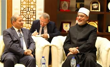   مفتي الجمهورية يستقبل وفدًا رفيع المستوى من أوزبكستان