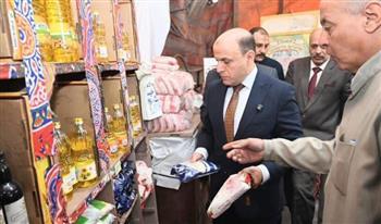 محافظ الغربية يتابع أسواق اليوم الواحد بتخفيضات تصل إلى 30%