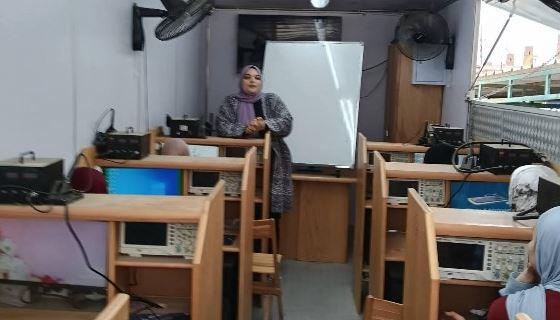 مديرية العمل بالإسماعيلية تطلق دورة تعلم اللغة الإنجليزية لطلبة التمريض