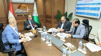 محافظ الجيزة يبحث ملفات تقنيين الأراضي أملاك الدولة والتصالح والتراخيص في مركز العياط