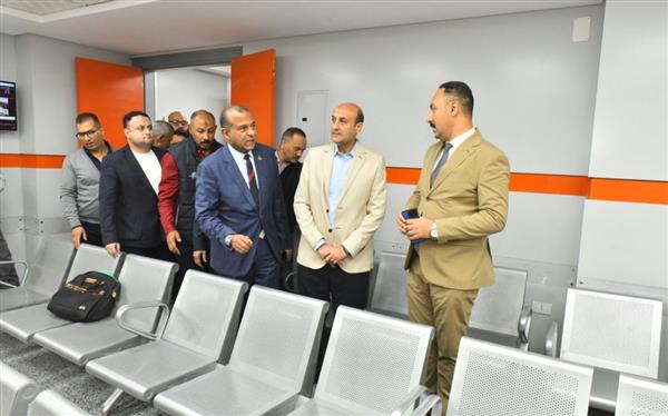 محافظ أسيوط: كفاءة الأداء وتيسير الإجراءات تدعم خطط التنمية
