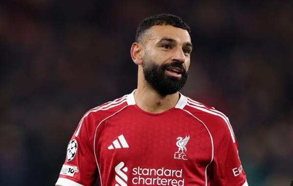 محمد صلاح يعتذر لمذيعة TNT