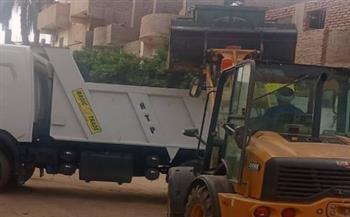 الأقصر.. إزالة تعديات ورفع كفاءة النظافة بالزينية لضمان هيبة القانون