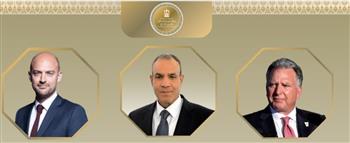   وزير الخارجية يبحث مع نظيره الفرنسي والمبعوث الأمريكي الخاص للشرق الأوسط جهود التهدئة الإقليمية