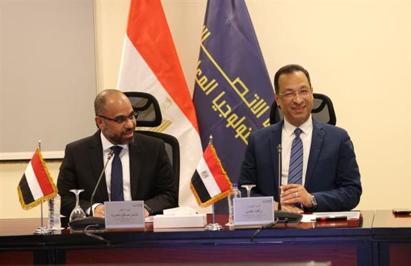 ​وزير الاتصالات يبحث مع نظيره اليمني التعاون المشترك في التحول الرقمي