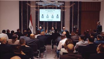  وزير الخارجية يلتقي أبناء الجالية المصرية في الكويت
