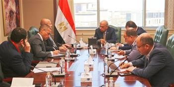   وزير الكهرباء يبحث مع "إنكوم" توفير الطاقة اللازمة لمشروع مركز عالمي للبيانات