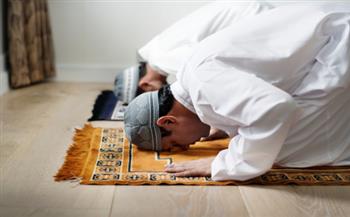   هل يجوز قراءة القرآن أثناء السجود؟.. الإفتاء تُجيب