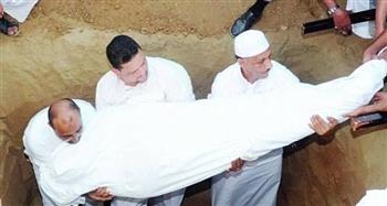   هل الميت يشعر بزيارة الأحياء ويسمعهم؟.. الإفتاء تُجيب