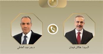   وزير الخارجية يبحث مع نظيره التركي جهود خفض التصعيد الإقليمي