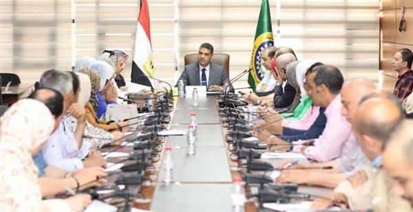 نائب محافظ الدقهلية يترأس اجتماعاً لبحث واستعراض سبل السيطرة على الكلاب الضالة