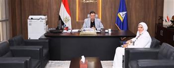   محافظ دمياط يلتقي مدير التموين لبحث ملفات العمل