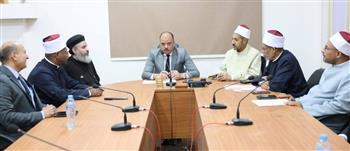 نائب محافظ الوادي الجديد يبحث تفعيل (بيت العائلة المصرية)