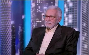   عمرو محمود ياسين ينعى عبد الرحمن أبو زهرة بكلمات مؤثرة: الفن فقد قيمة كبيرة