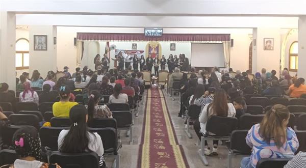 محافظ أسيوط: تسليم شهادات محو الأمية للمتحررين من الأمية
