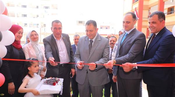محافظ دمياط يفتتح مدرسة العوامر بكفر البطيخ بعد تطويرها