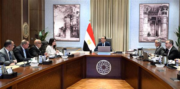 رئيس الوزراء يتابع إجراءات تنظيم السوق العقارية في مصر