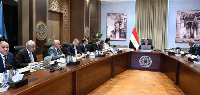 مدبولي يتابع الموقف التنفيذي وخطط التسليم والتشغيل بعددٍ من مشروعات الإسكان