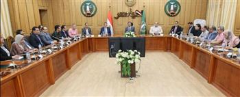   محافظ المنوفية يترأس المجلس الصحي ويوجه بتطوير الخدمات ورفع كفاءة المستشفيات