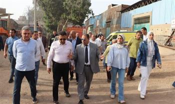 محافظ القليوبية ومدير الأمن يتابعان السيطرة على حريق بـ3 منشآت صناعية بقرية شلقان