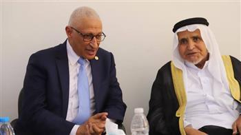 محافظ شمال سيناء يلتقي أهالي قرية الجورة جنوب الشيخ زويد