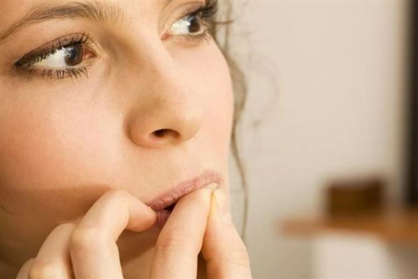 كيف تتوقف عن قضم الأظافر نهائيا؟