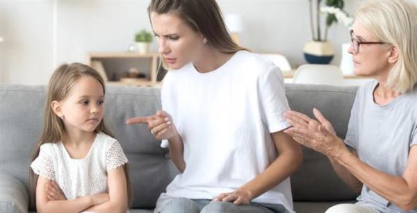 هل الإفراط في التدخل يضر تربية الأطفال أكثر مما ينفع؟