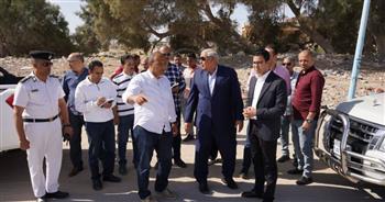   محافظ مطروح يوجه بإعادة المظهر الحضاري لطريق الأمل
