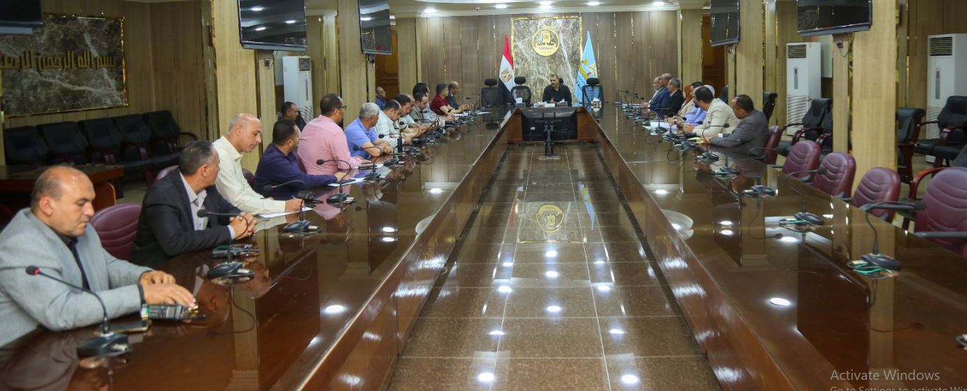 محافظ كفرالشيخ يعلن خطة متكاملة لمواجهة ظاهرة الكلاب الحرة وحماية المواطنين