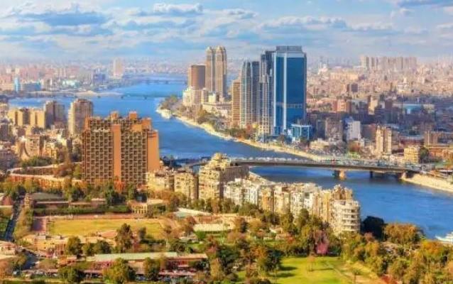 حار نهارًا.. الأرصاد تكشف تفاصيل حالة الطقس غدًا