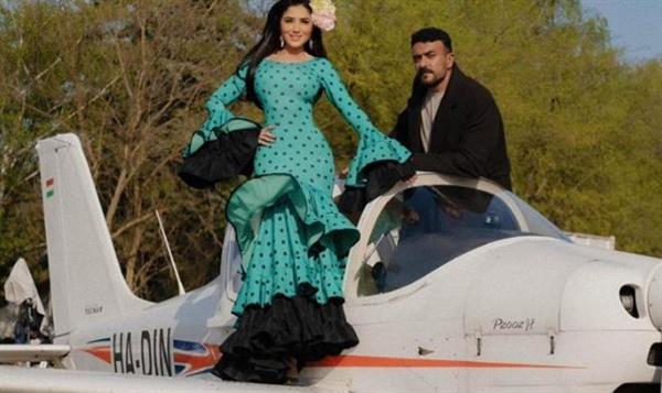 أحمد العوضي ومي عمر يواصلان تصوير "شمشون ودليلة"
