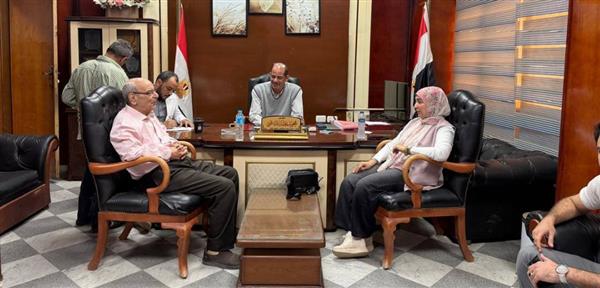 محافظ الفيوم يتابع جهود وأنشطة مديرية الصحة