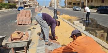 محافظ كفرالشيخ يتابع أعمال تركيب الإنترلوك بمصيف بلطيم ضمن خطة التطوير