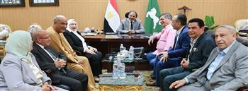   محافظ الشرقية يؤكد تكامل الجهود التنفيذية والتشريعية لدعم التنمية بالمحافظة