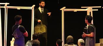   ضمن مهرجان نوادي المسرح.. "تأثير جانبي" يقدم معالجة درامية للعلاقات الإنسانية