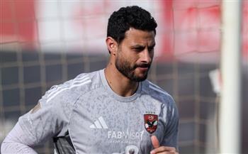 محمد الشناوي يقترب من حراسة عرين الأهلي أمام المصري