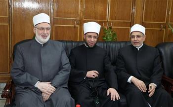  وزير الأوقاف يزور جامعة الأزهر ويؤكد: الأزهر بيتنا العلمي والوطني الأصيل