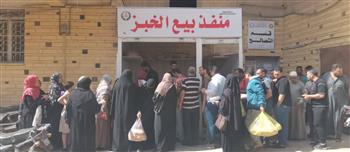   محافظ الدقهلية: انتظام صرف الخبز المدعم عبر 23 منفذًا