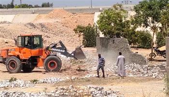   الأقصر تواصل التصدي للتعديات وإزالة مخالفات البناء بالقرنة
