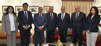   وزير الخارجية يلتقي رؤساء كبرى الشركات الهندية في نيودلهي 