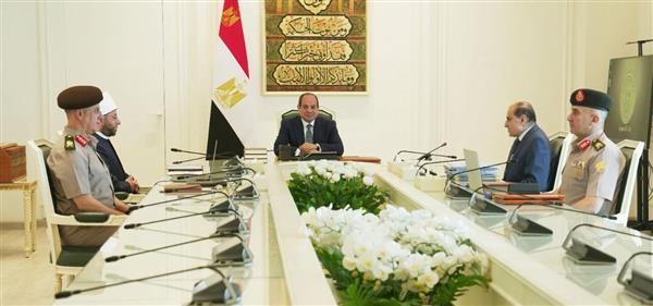 الرئيس السيسي يوجه بتطوير القاهرة التاريخية وتعظيم أصول الأوقاف